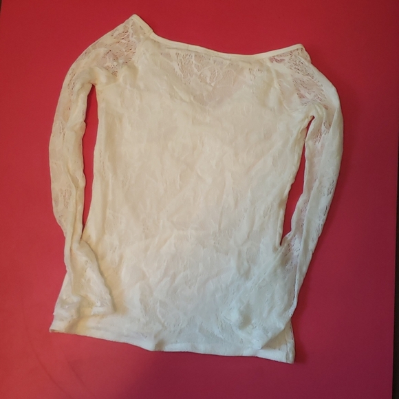 Lace Long Sleeve- Foxy - Picture 4 of 4